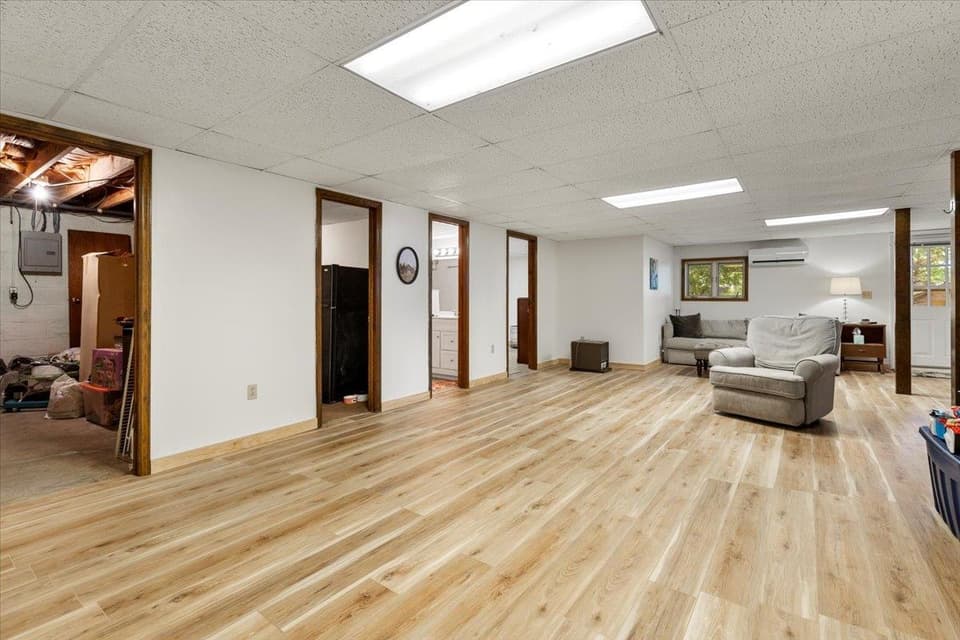 1144 Round Meadow Drive, photo 38 of 40