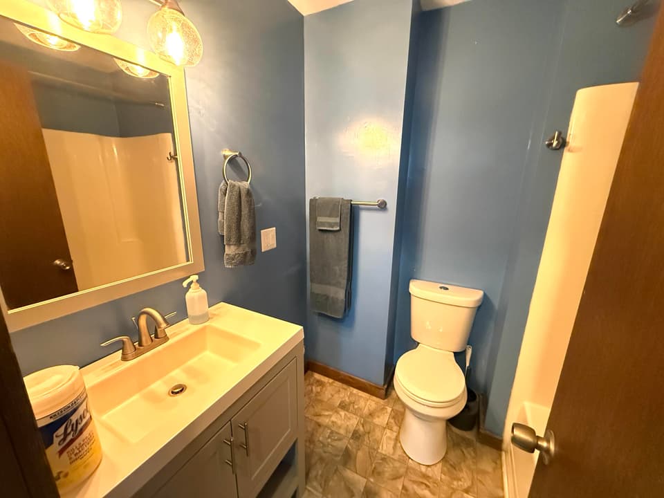 1100 Scott St, photo 14 of 28