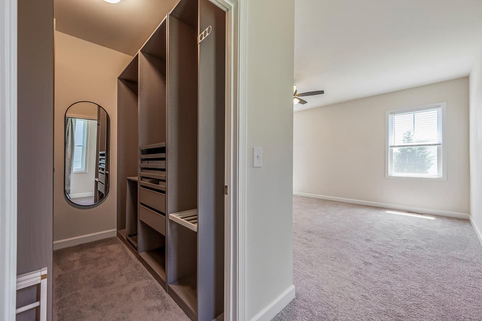 740 Jefferson Circle, photo 26 of 40