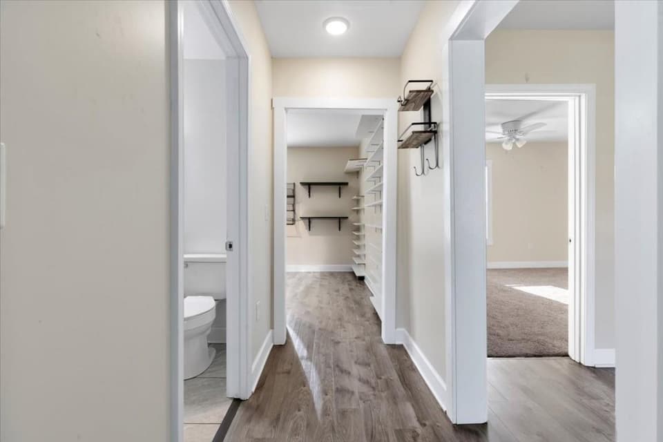 930 Forest Street, photo 17 of 36