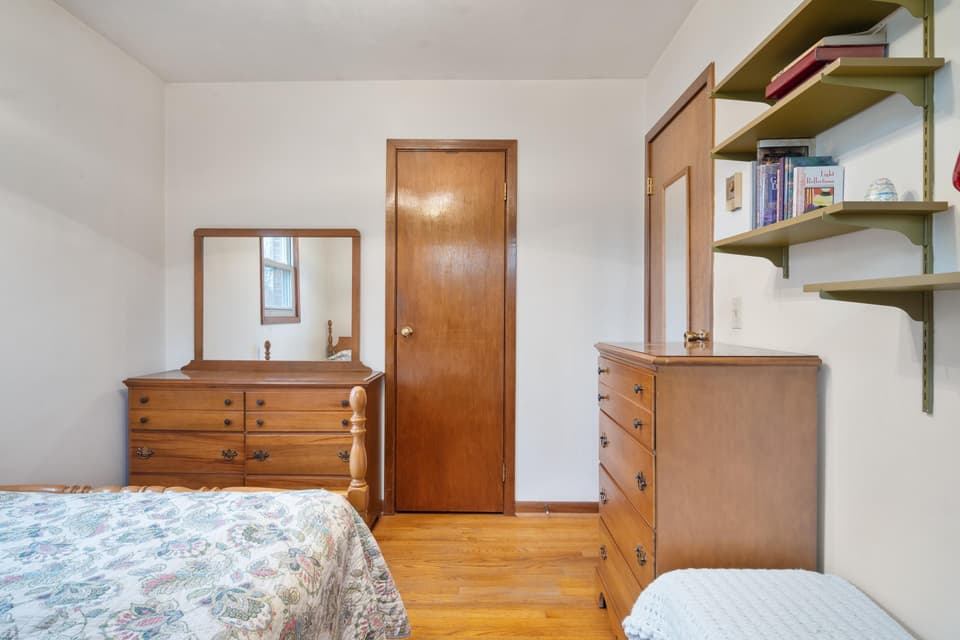 1190 S Franklin Street, photo 23 of 40