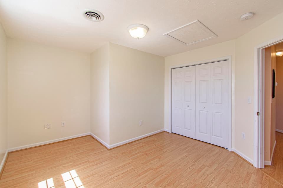 1130 Cassatt Ln, photo 31 of 39
