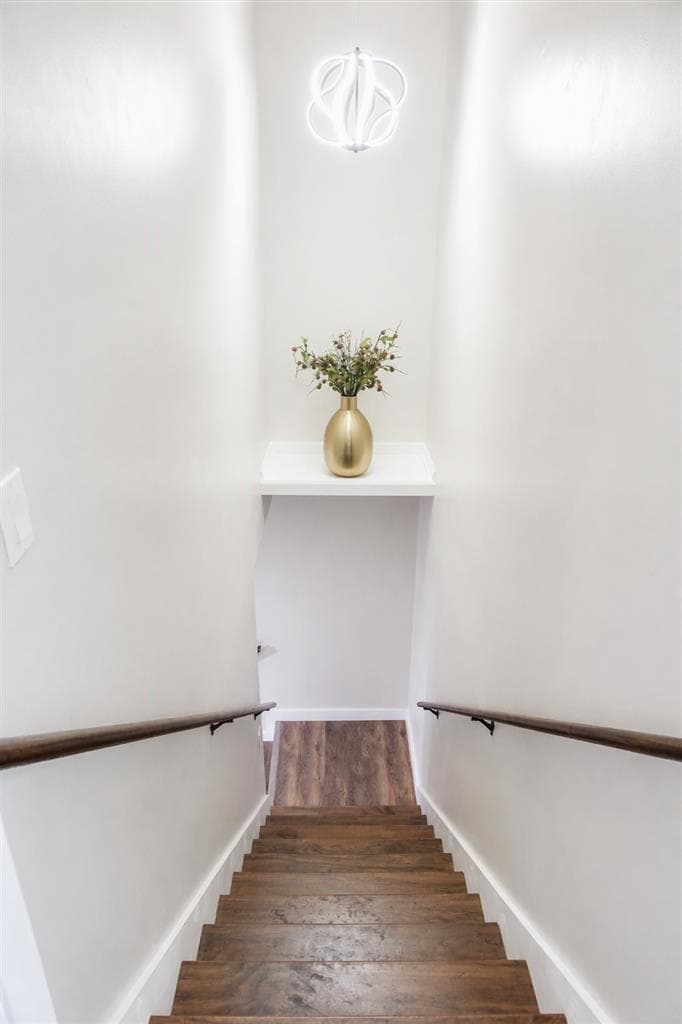455 Stone Street, photo 24 of 36