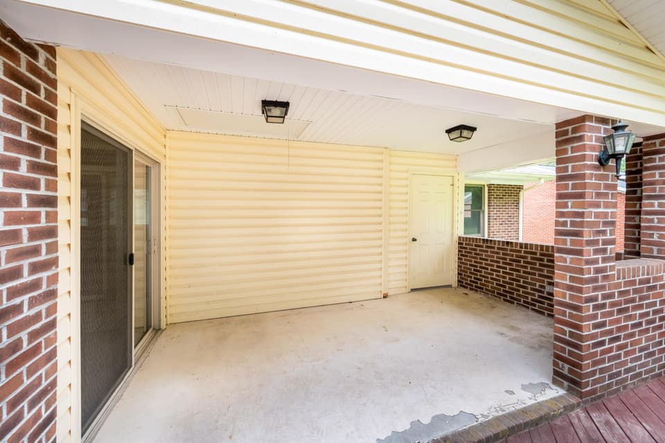 420 Overhill Rd SE, photo 29 of 34