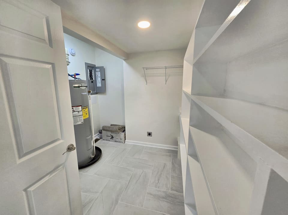 1260 King Street, photo 22 of 29
