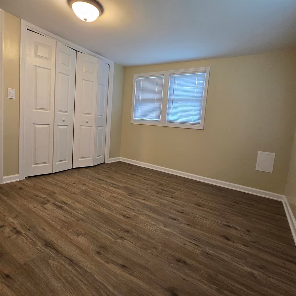 450 Wades Lane, photo 30 of 35