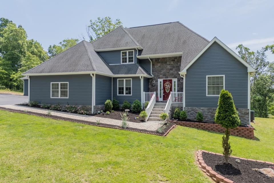 2977 Spaulding Road, photo 4 of 40