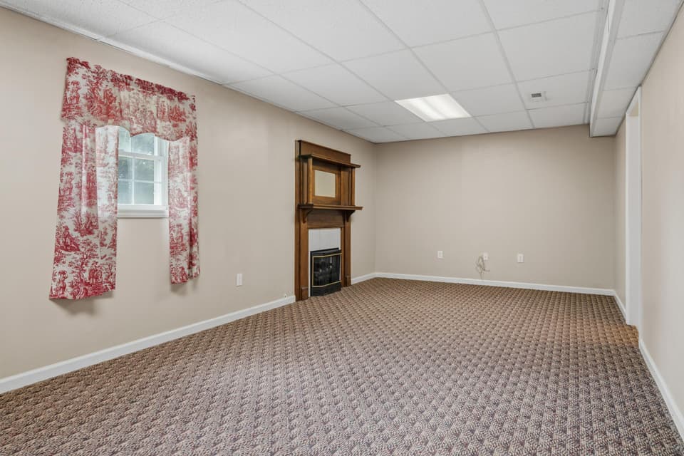 55 Sapphire Avenue, photo 40 of 40
