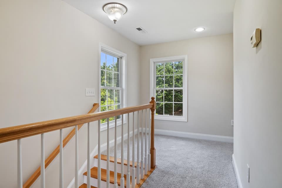 135 Phoenix Boulevard, photo 18 of 40