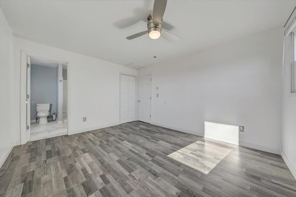 2672 Violet Lane, photo 11 of 34