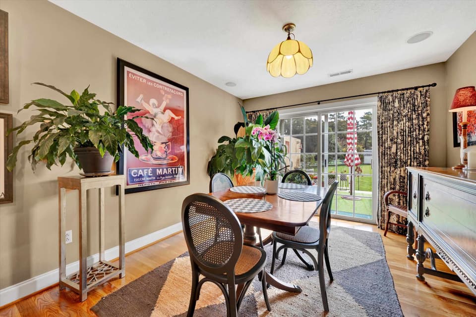 416 Miller Street, photo 16 of 40