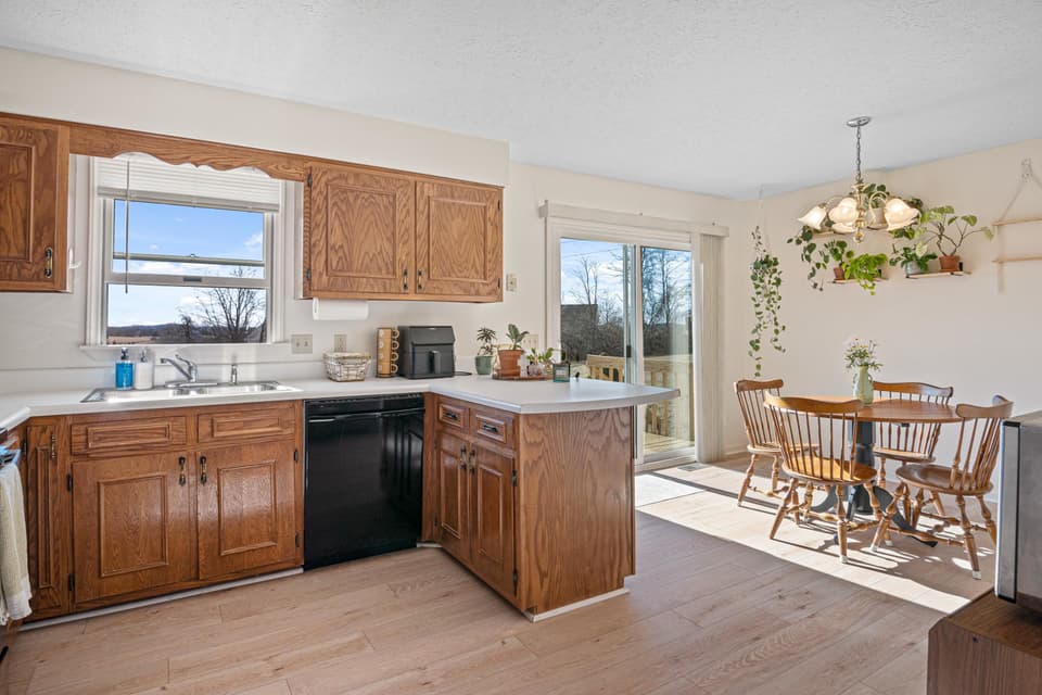 15 Massie Drive NW, photo 14 of 40