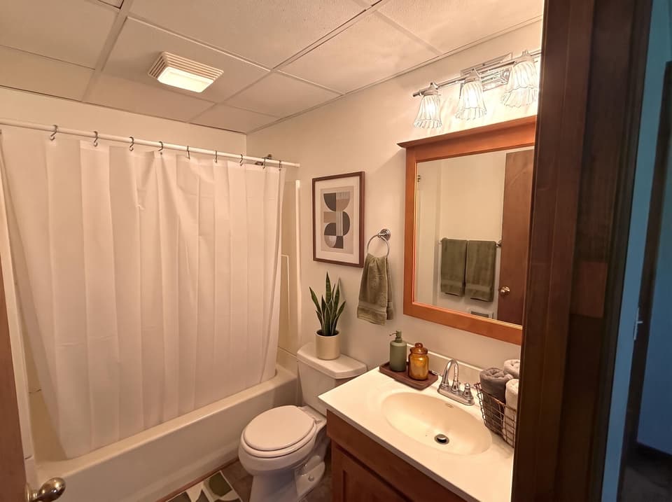 1100 Scott St, photo 29 of 39