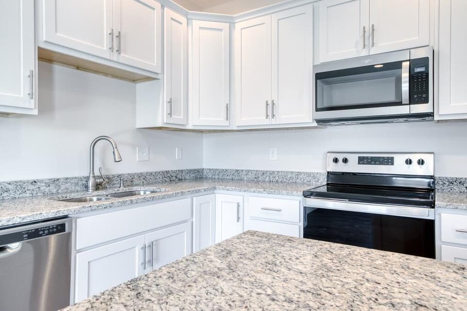 223 Louise Ln, photo 18 of 35