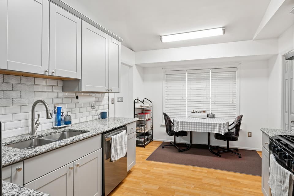 30 Johns Court, photo 11 of 40