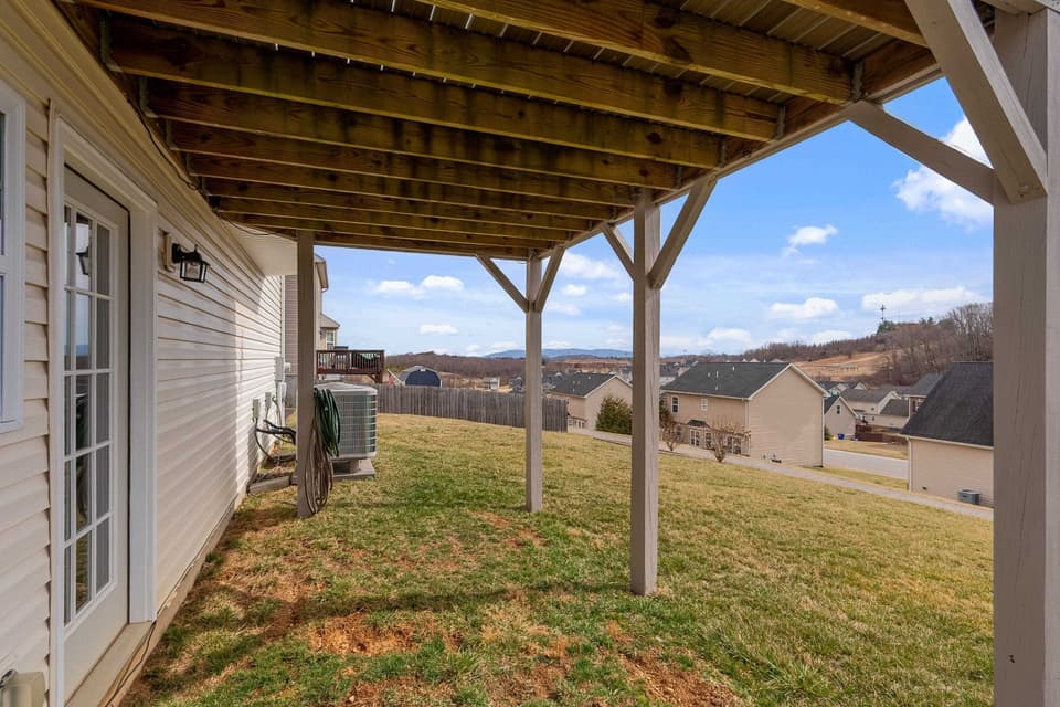 615 Keystone Drive, photo 29 of 40