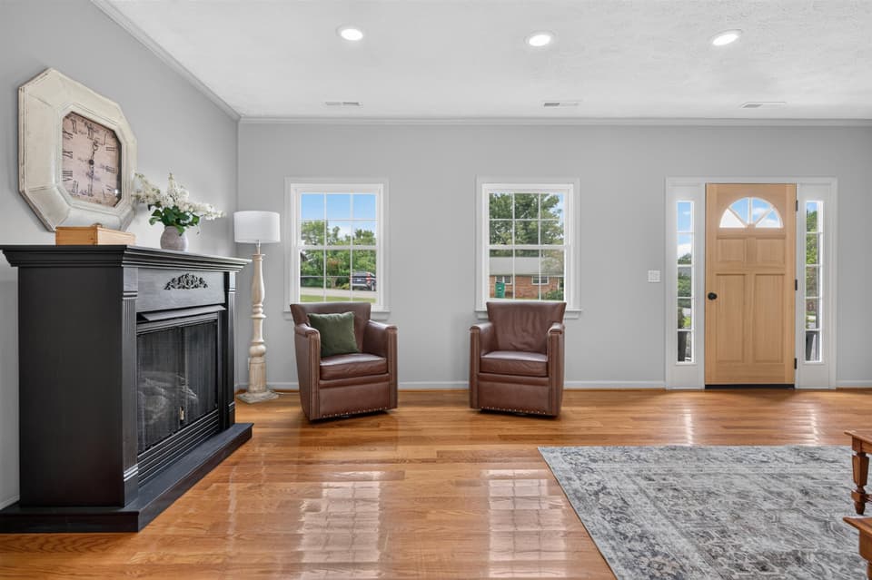 40 S Central Drive, photo 13 of 40