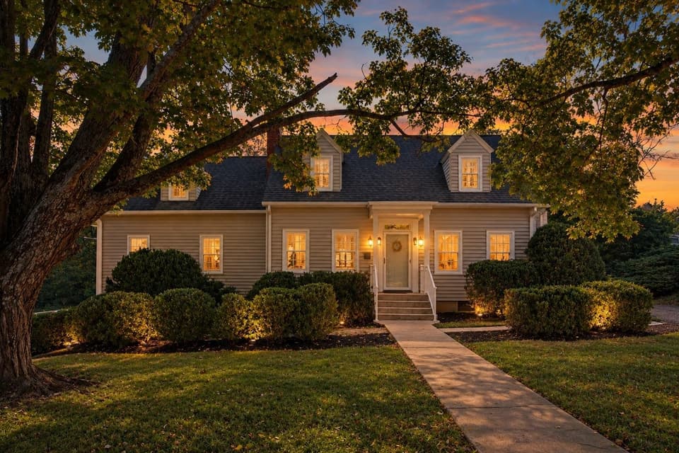660 W Main Street, Christiansburg, VA