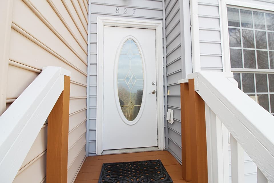 825 Collins Street, photo 2 of 38