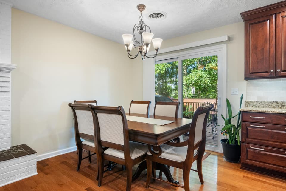 405 Tomahawk Drive, photo 15 of 40