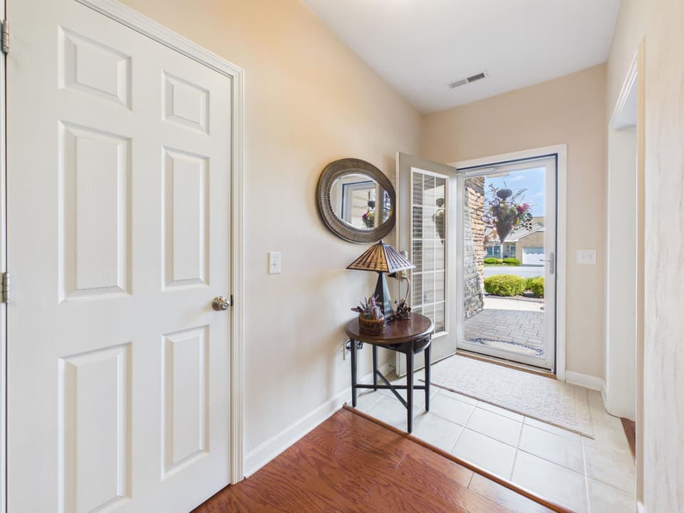 250 Vinnie Avenue, photo 9 of 40