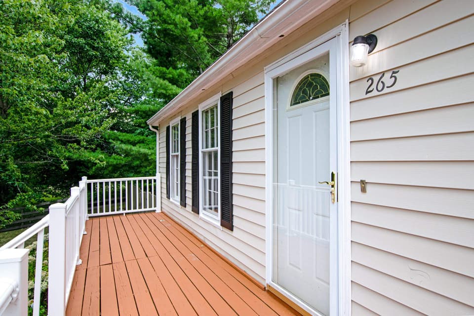 265 Clearview Drive, photo 6 of 40