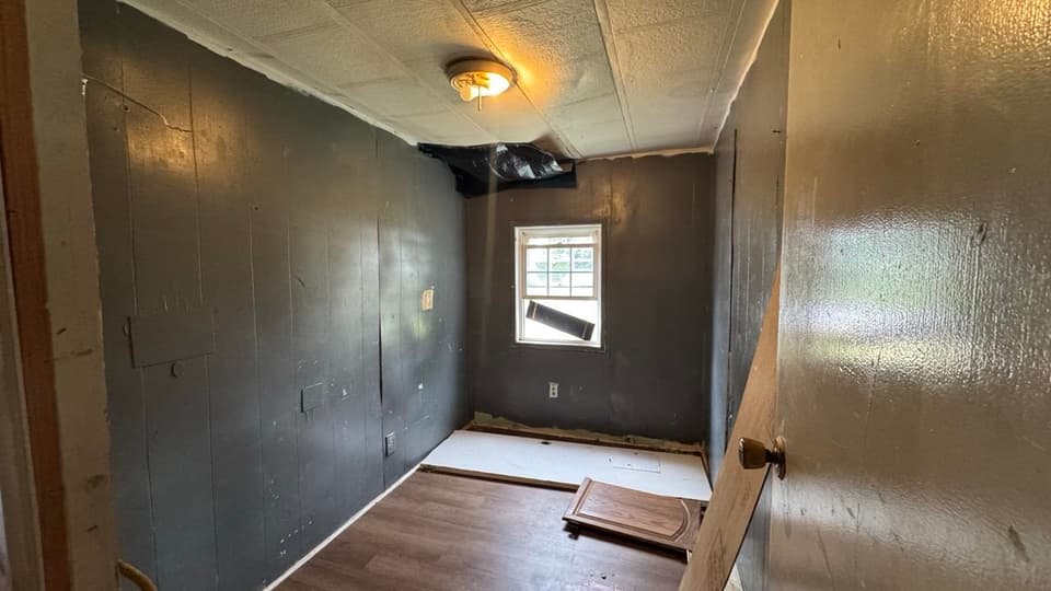 475 Stone Street, photo 5 of 10