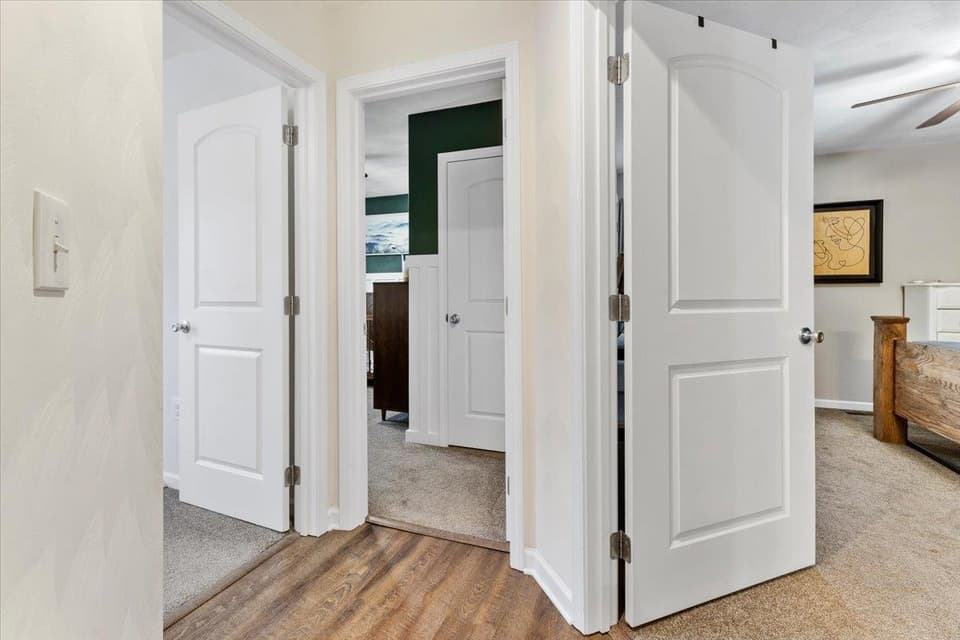 1041 St Clair Lane, photo 22 of 40