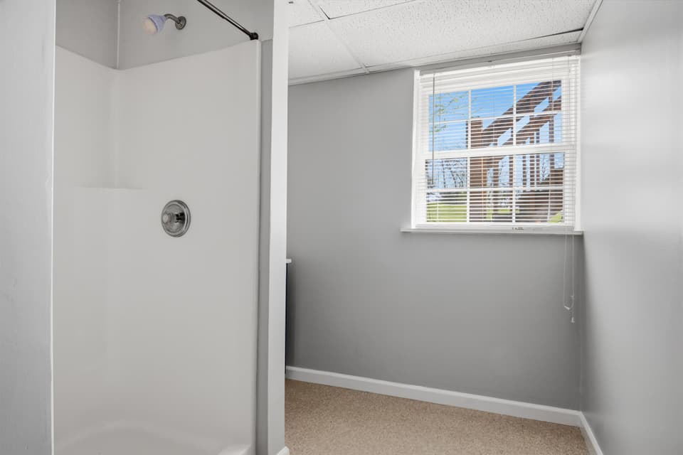 130 Warren Street, photo 28 of 40