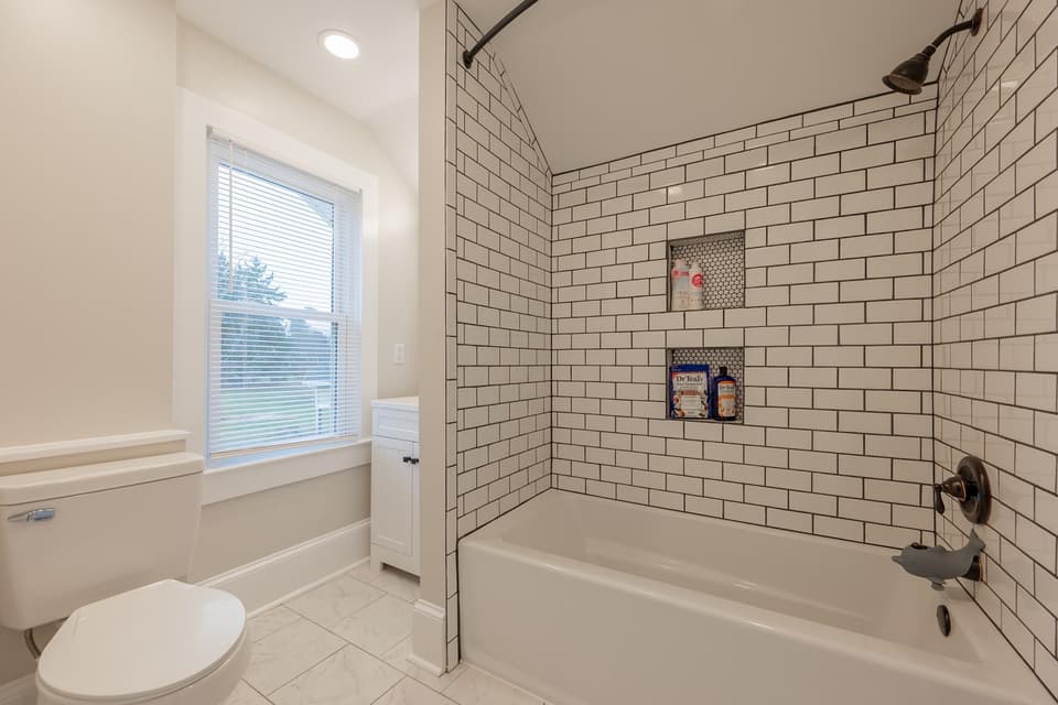 208 Alleghany Street, photo 38 of 40