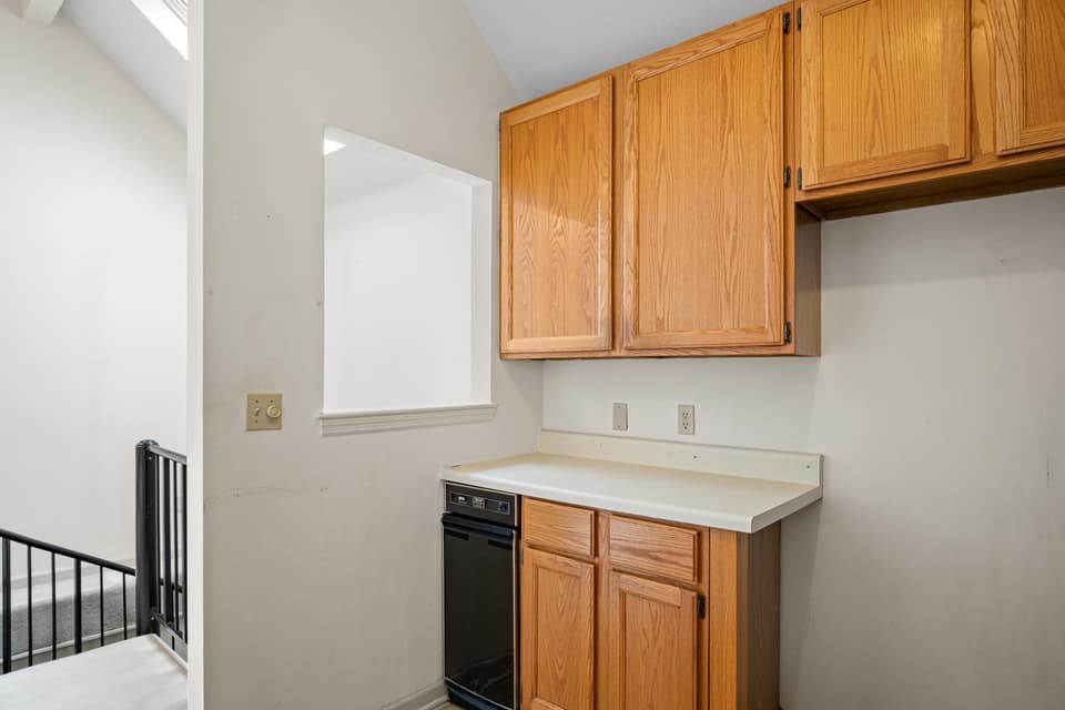1630 Sleepy Hollow Road, photo 15 of 40