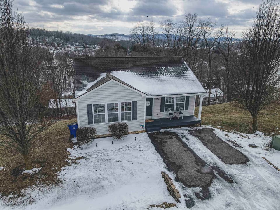 190 Robin Hood Drive, photo 34 of 40