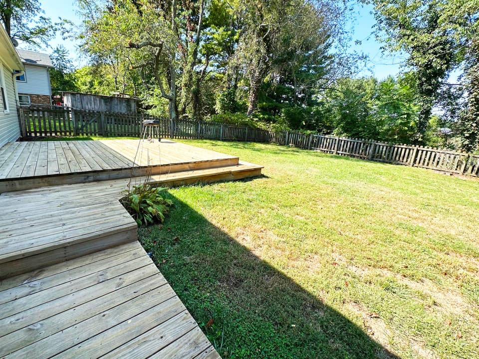 285 Mulberry Drive, photo 5 of 37