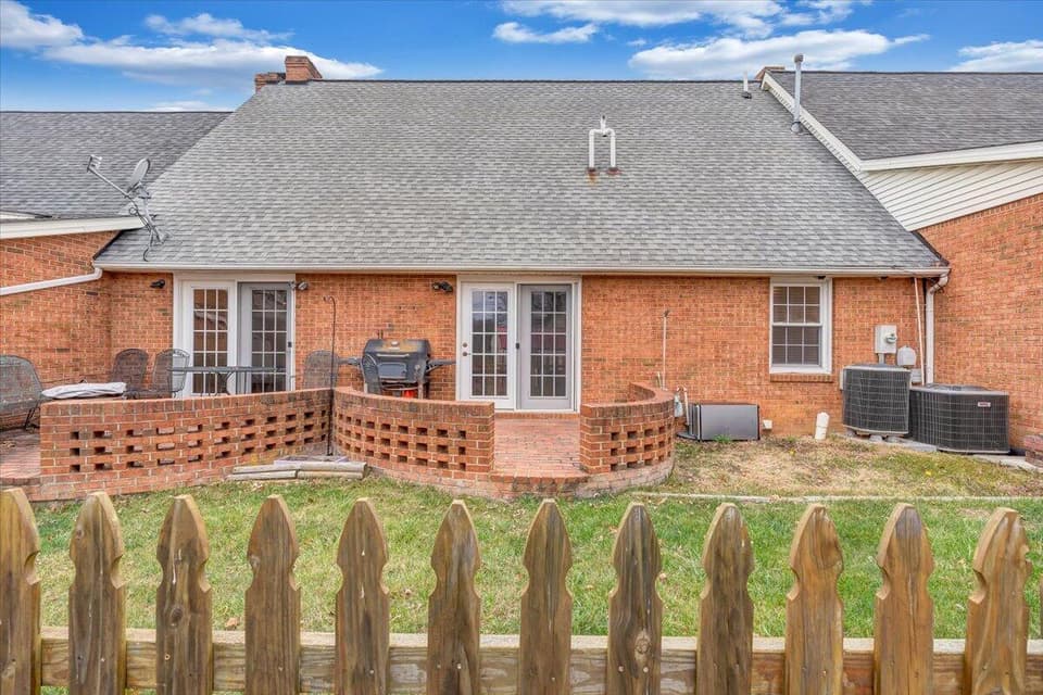 85 Scattergood Drive NE, photo 26 of 29