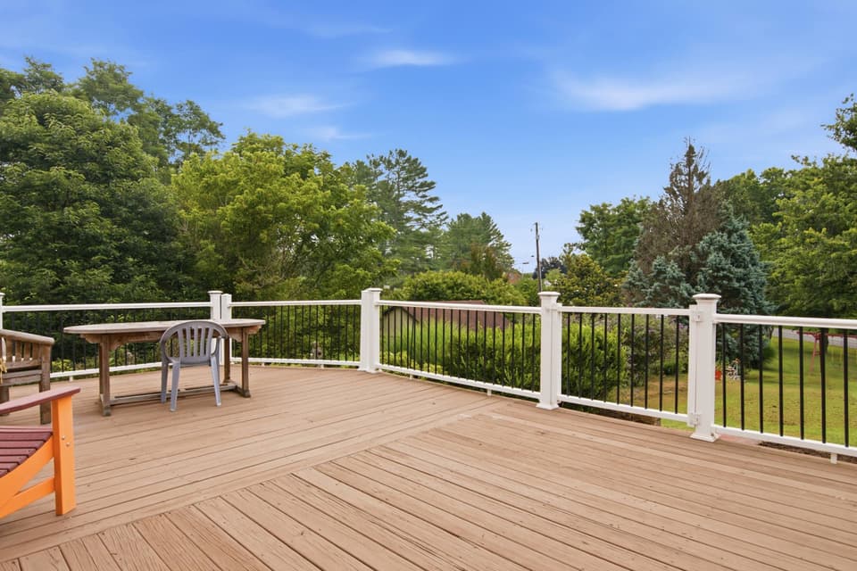 75 Walnut Drive NW, photo 33 of 40