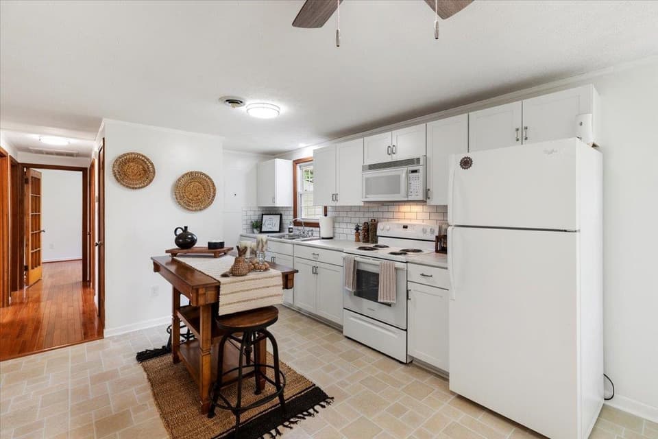 3074 Seven Mile Tree Road, photo 14 of 40