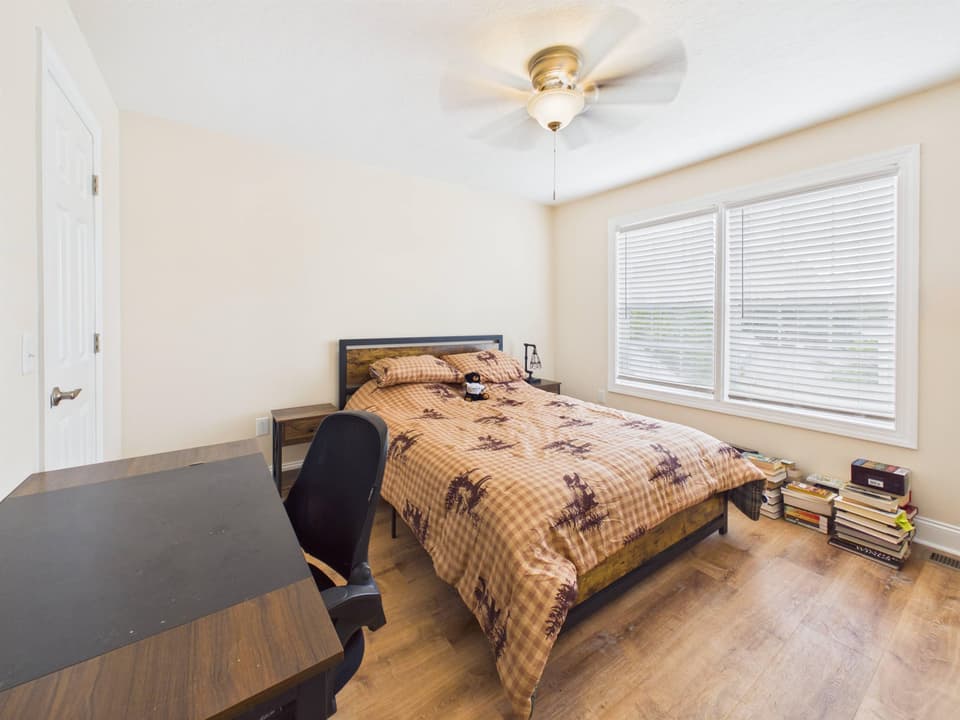 480 Gold Leaf Drive, photo 31 of 40