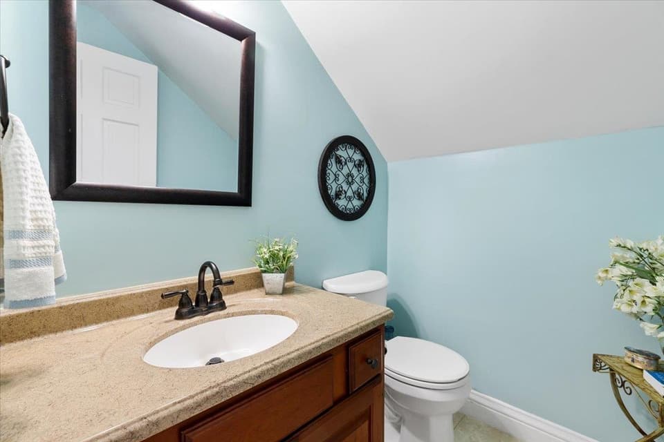 245 Emerald Boulevard, photo 21 of 40