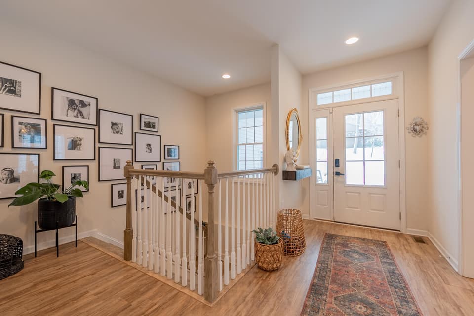 1350 Flint Drive, photo 7 of 40