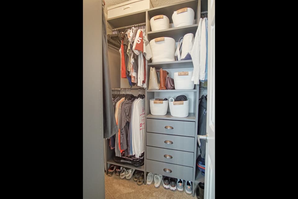 375 Oak Tree Boulevard, photo 25 of 34