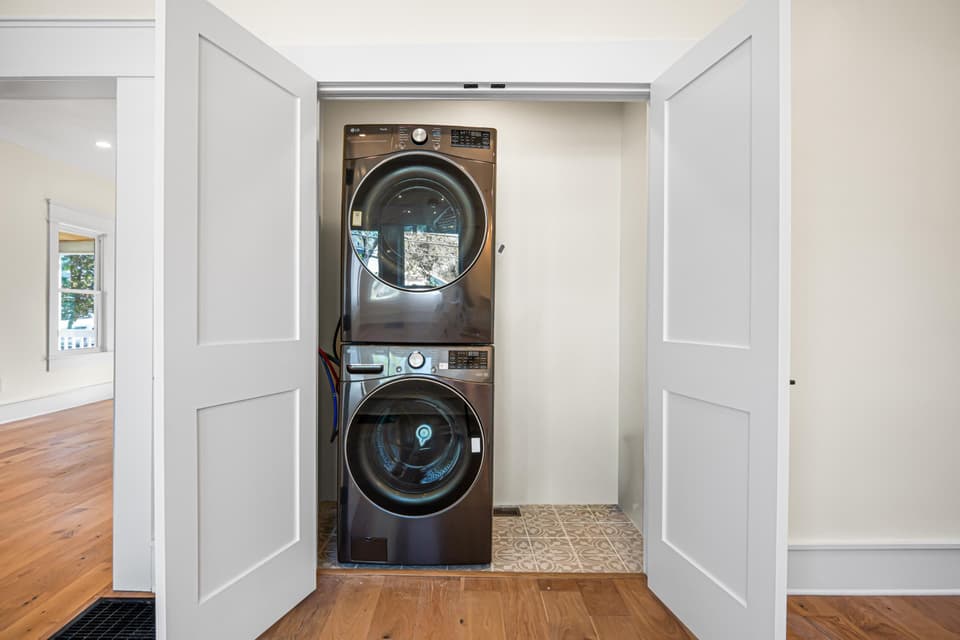 301 Park Street, photo 21 of 40