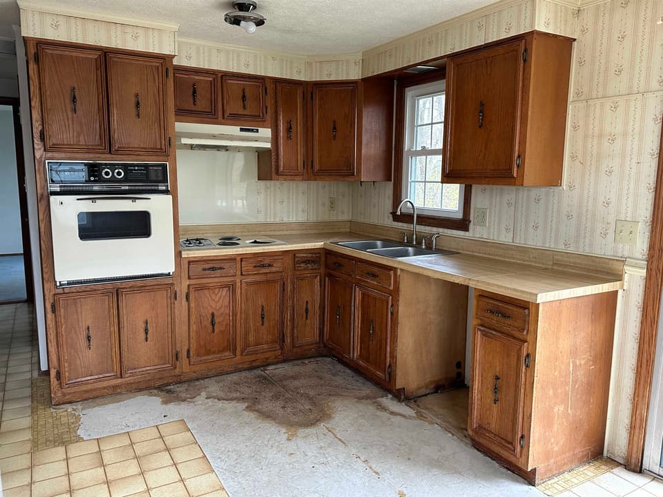325 Mulberry Drive, photo 15 of 34