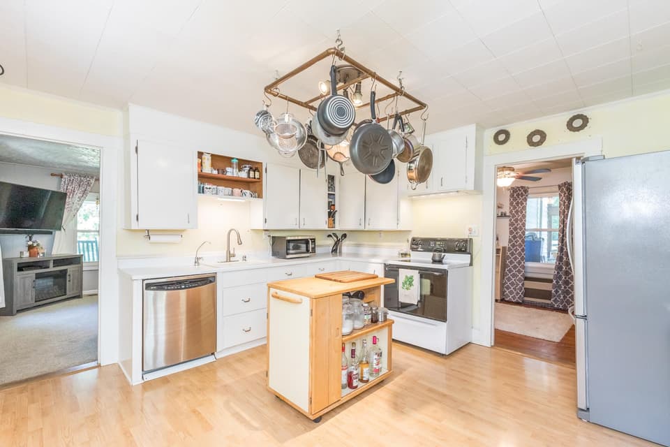 1055 Murray Street, photo 22 of 40