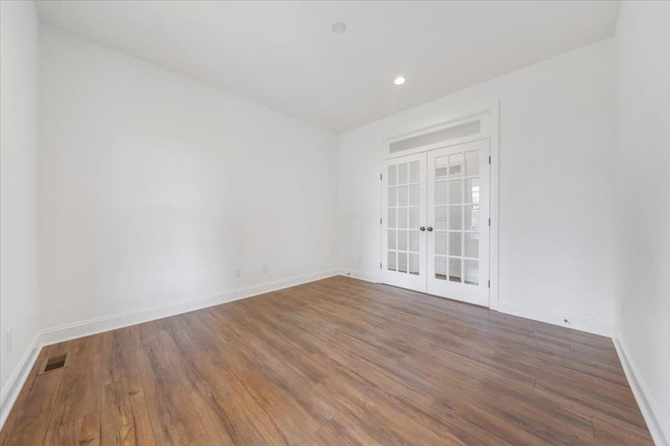 1027 Round Meadow Drive, photo 21 of 40