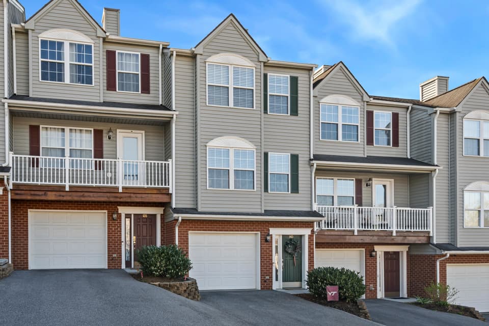145 Blue Leaf Drive, Christiansburg, VA