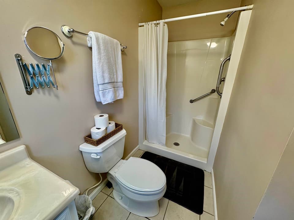 2355 Giles Drive SE, photo 28 of 40