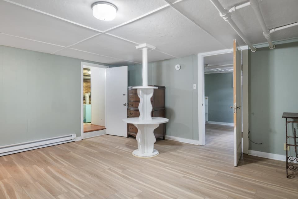 715 Church Street, photo 28 of 40