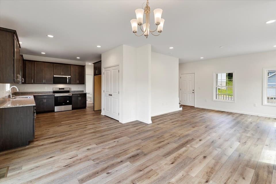 1491 Walnut Ridge Road, photo 13 of 40