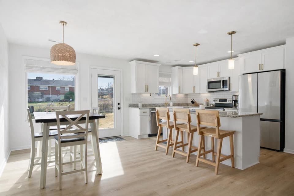 165 Ash Drive, photo 11 of 40