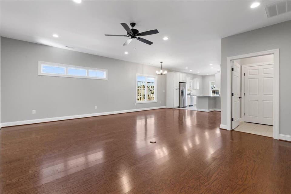 110 Vinnie Avenue NW, photo 10 of 36